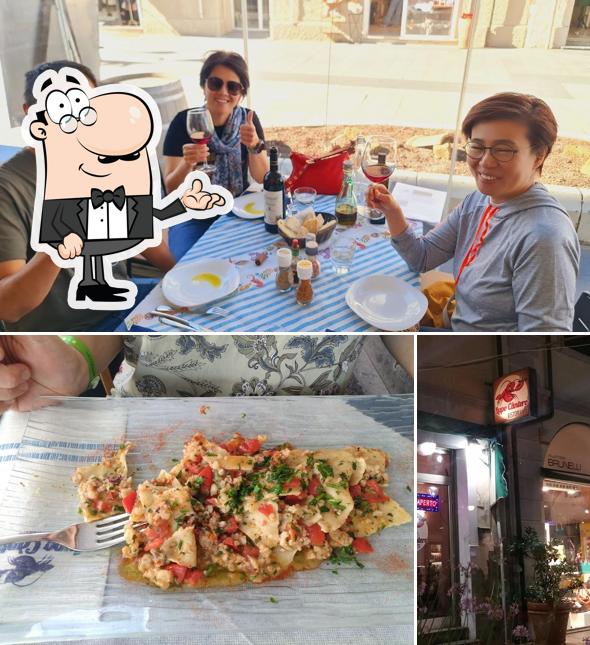 Siediti a un tavolo di Lupo Càntero