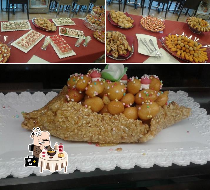 Platti al Caffetteria Pasticceria Angrisano