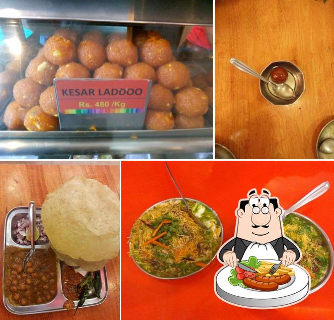 Food at Laddoos