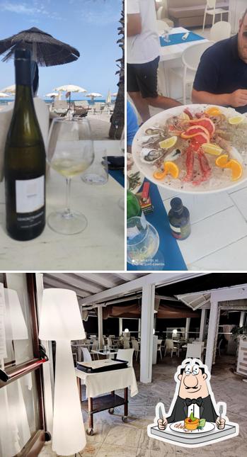 La cibo e interni del ristorante