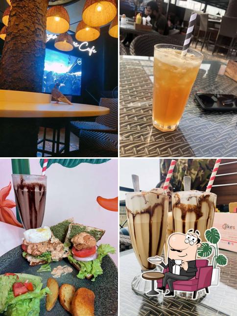 Check out how Signature Cafe Delhi looks inside