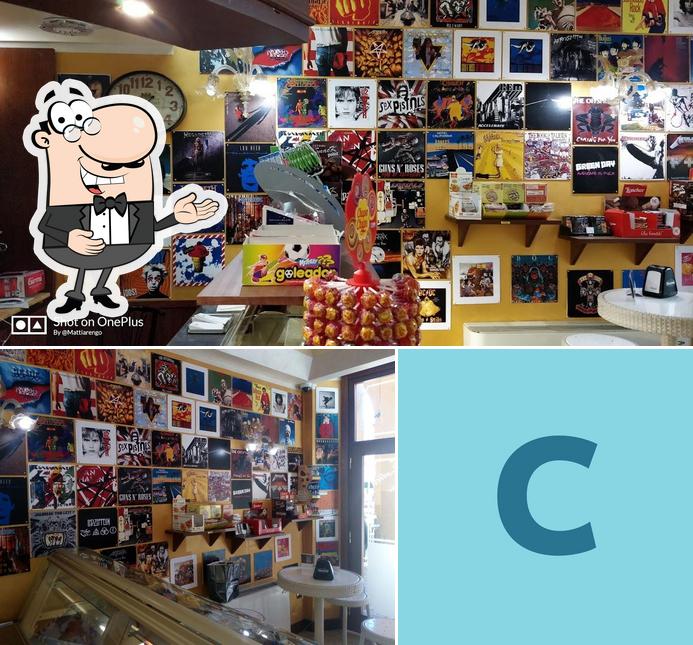 Guarda la foto di Caffe Dei Portici