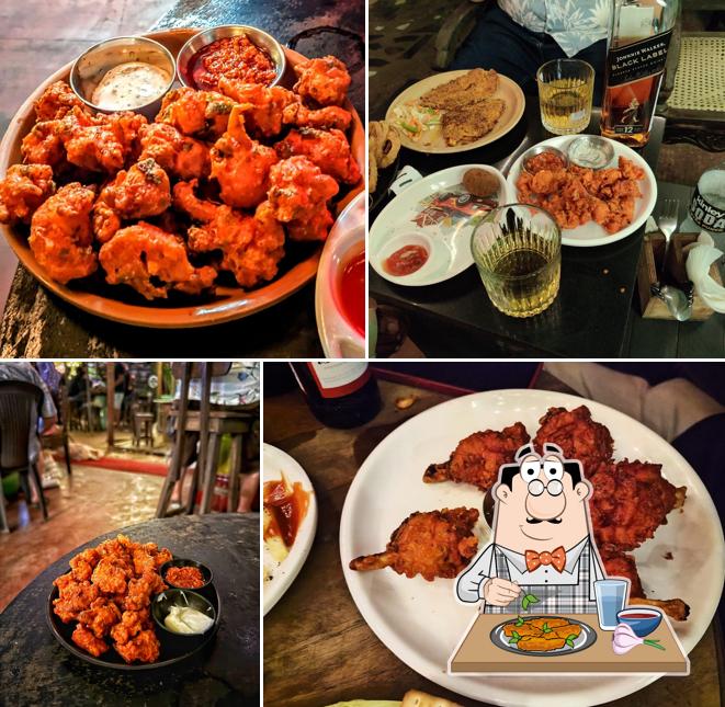 Chicken wings at Cajy Bar