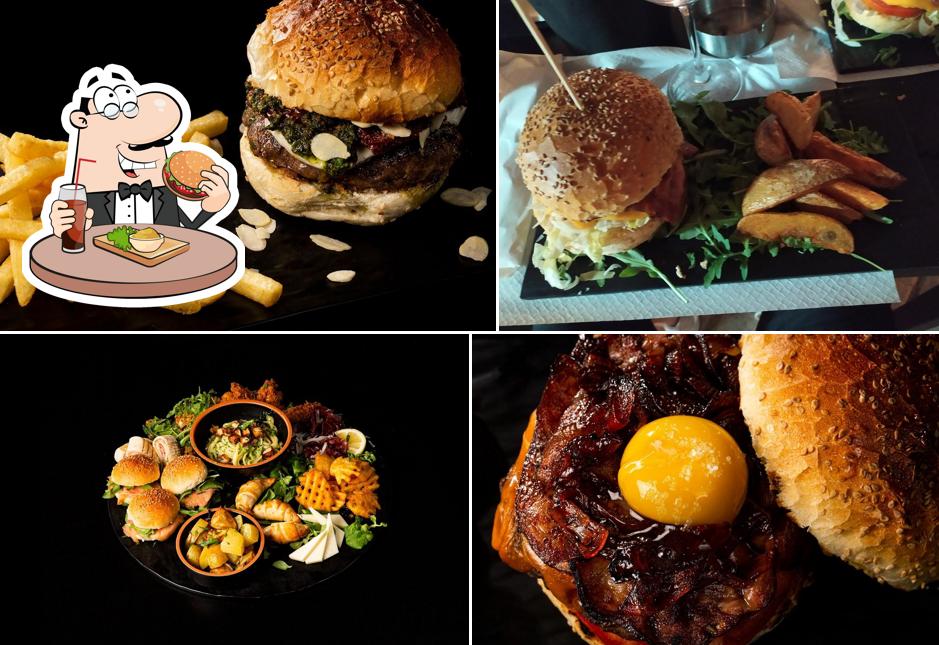 Ordina un hamburger a Chupito