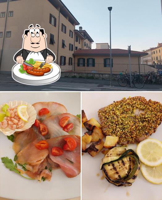 La foto di cibo e esterno da Ristorante Circolo Ufficiali Accademia Navale