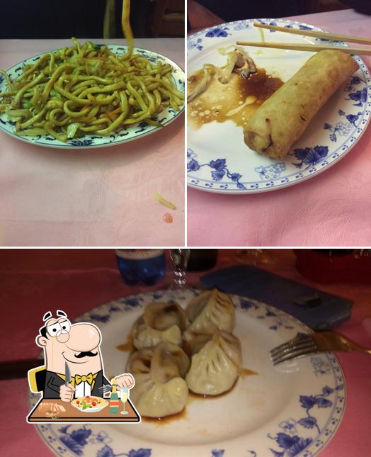 Platti al Ristorante Grande Cina