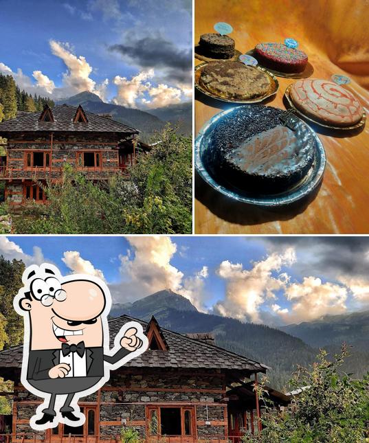 Among different things one can find exterior and dessert at Old Brahma Cafe and Homestay