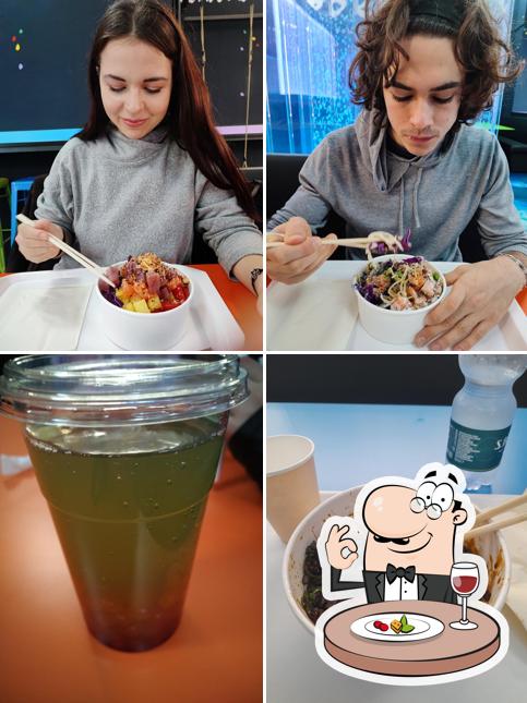 Cibo al Poke Rainbow Caffe