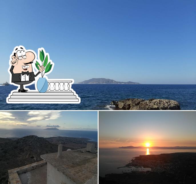 Goditi la vista dagli esterni di U Bar du Marinaru