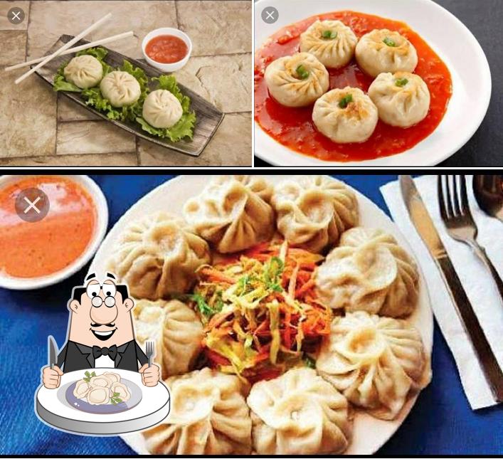 Dumplings at Baani's Yummy MOMOs