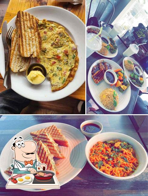 Omelette at Gethin Shape Cafe