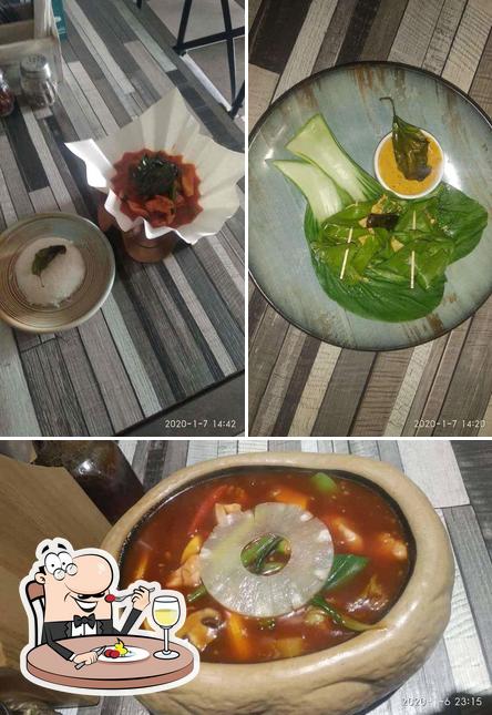 Food at Mama Fu
