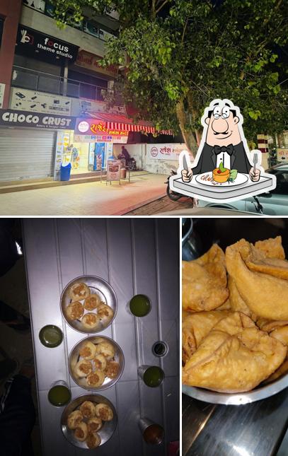 The photo of food and exterior at Rajesh Samosa 80 feet branch