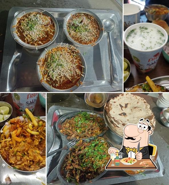 Food at Abhiruchi Garden Restaurant