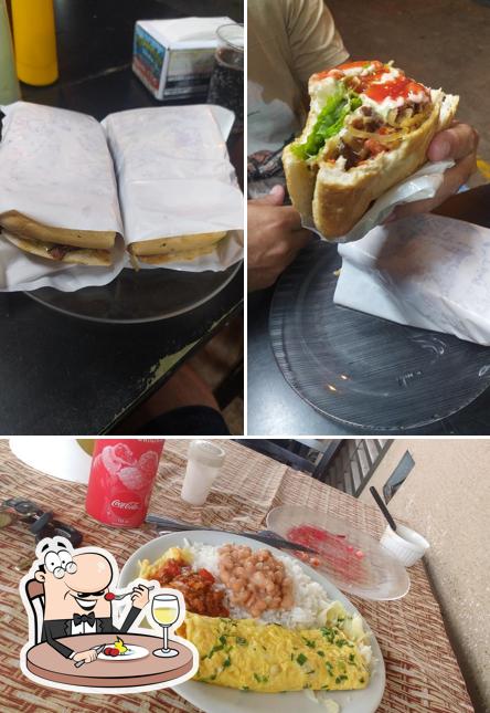 Platos en Baixinho Lanches