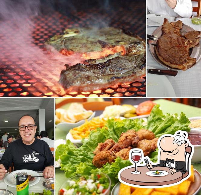 Comida em Churrascaria Pruner