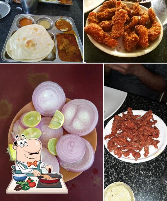 Chicken curry at Hotel Jai Hind Dhaba