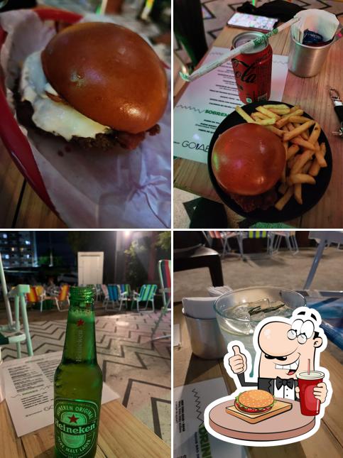 Hambúrguer em Goiaba Bar e Burguer