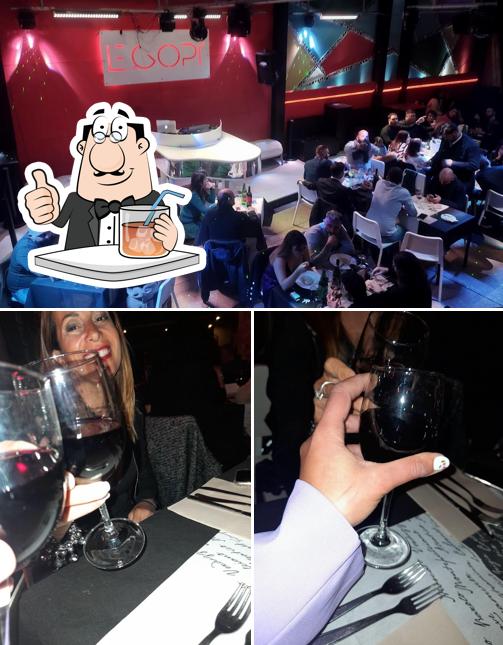Tra le varie cose da Le Gopí si possono trovare la bevanda e interni
