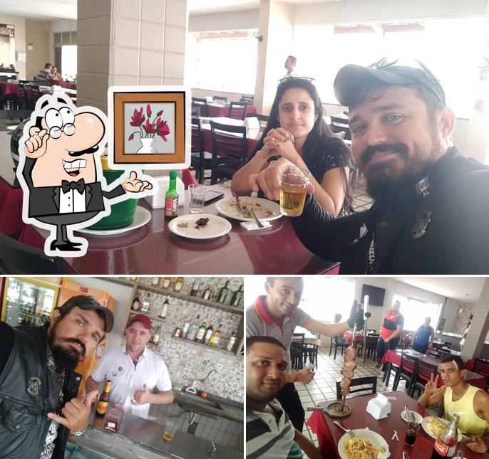 A imagem do Churrascaria Varanda Grill’s interior e balcão de bar