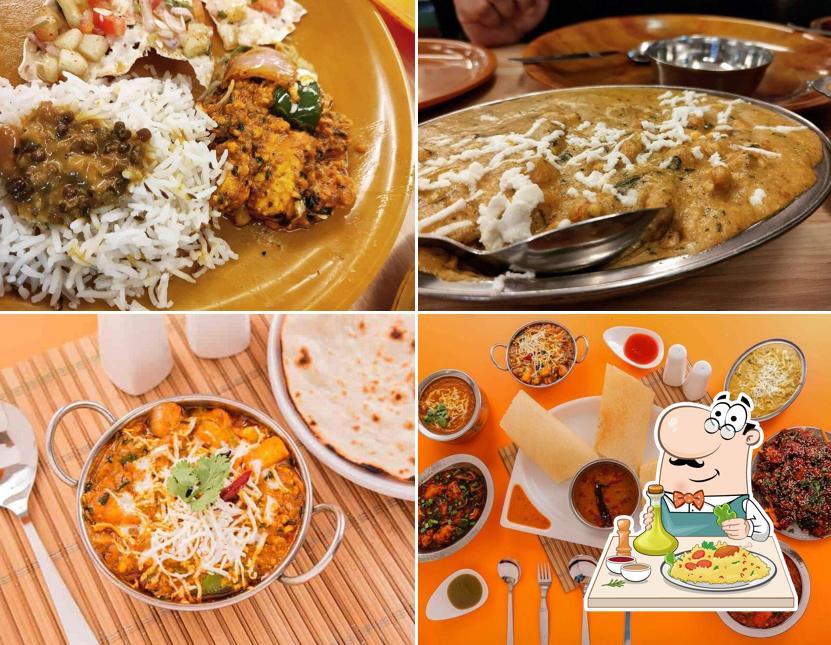 Meals at Naveen's Bapu Ki Kutia