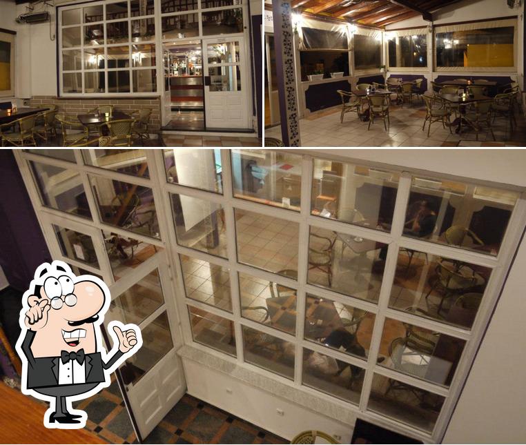 Dai un'occhiata agli interni di Pizzeria TOTO