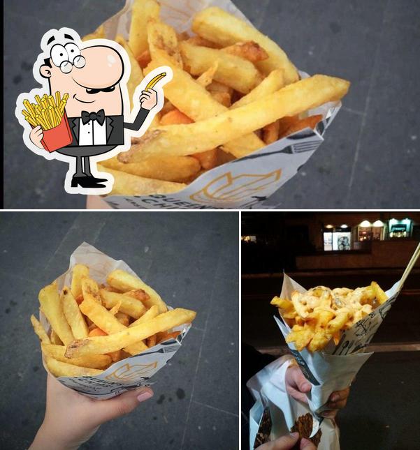 Ordina un piatto di patatine a Queen's Chips