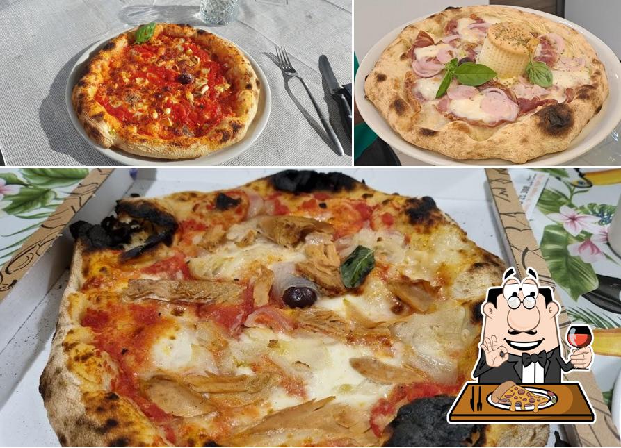 Scegli tra le svariate varianti di pizza