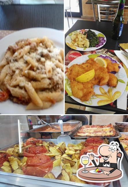 Cibo al Pizzeria Hollywood