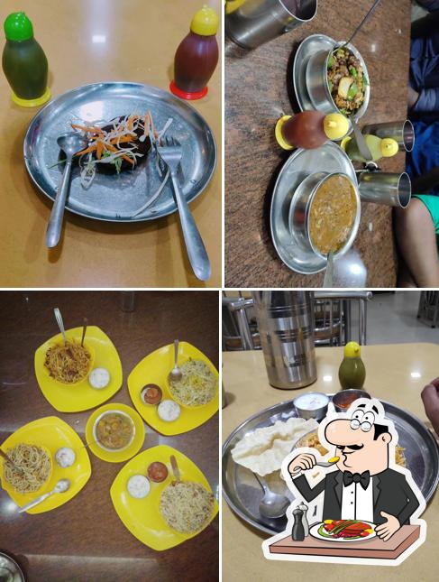 Meals at Hotel Saravanaas Changanacherry