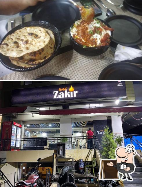The exterior of Hotel Zakir-Vijay Nagar