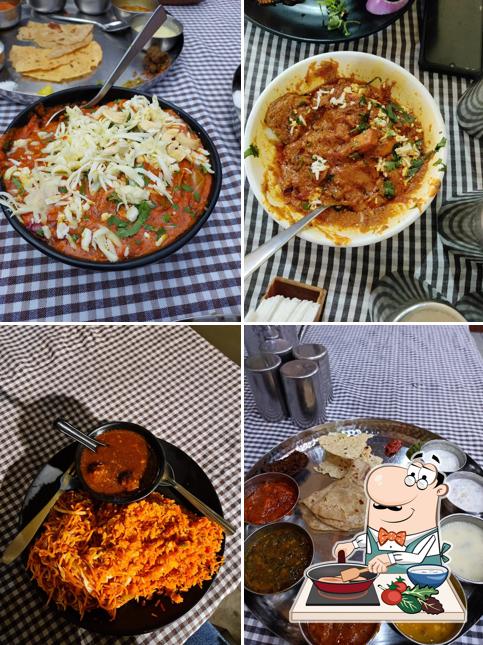 Chicken curry at Shreeman Resto