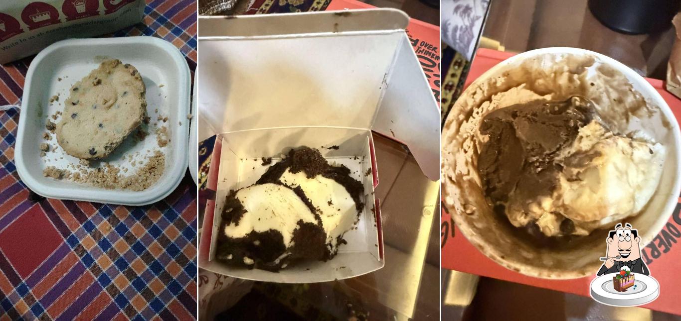 Chocolate cake at Baskin Robbins - Ice Cream Desserts