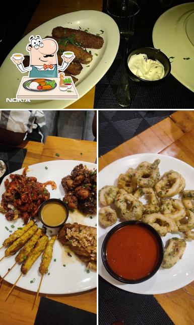 Fried calamari at Cibo Restaurant Salem