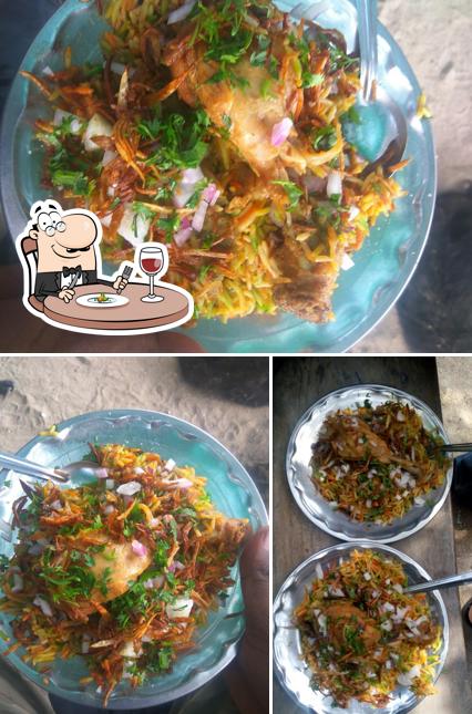 Food at Mamu Biryani and Kabab’s