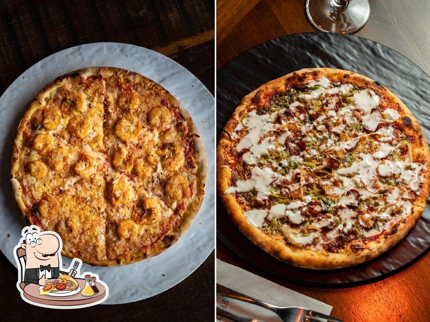 Peça diversos estilos de pizza