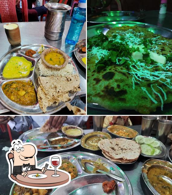 Food at Ghanshyam Bhojnalaya & Family Restaurant