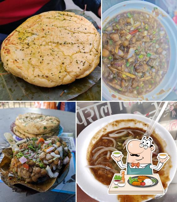 Food at Kashyap chole kulche company