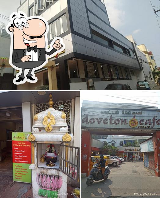 The exterior of Doveton cafe