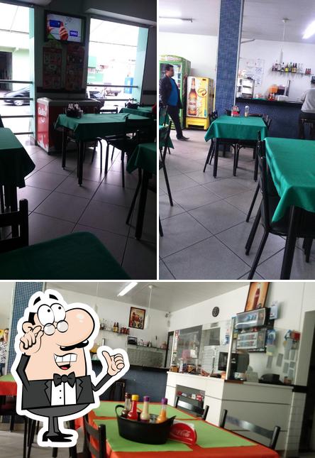 O interior do Bar e Restaurante Senhor dos Pastéis