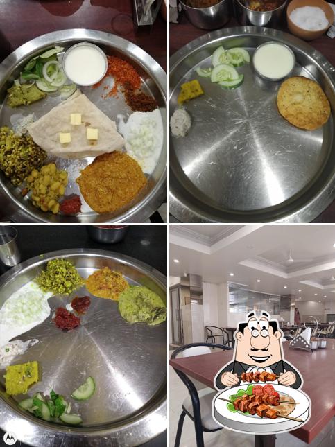 Food at Basaveshwar Khanavali