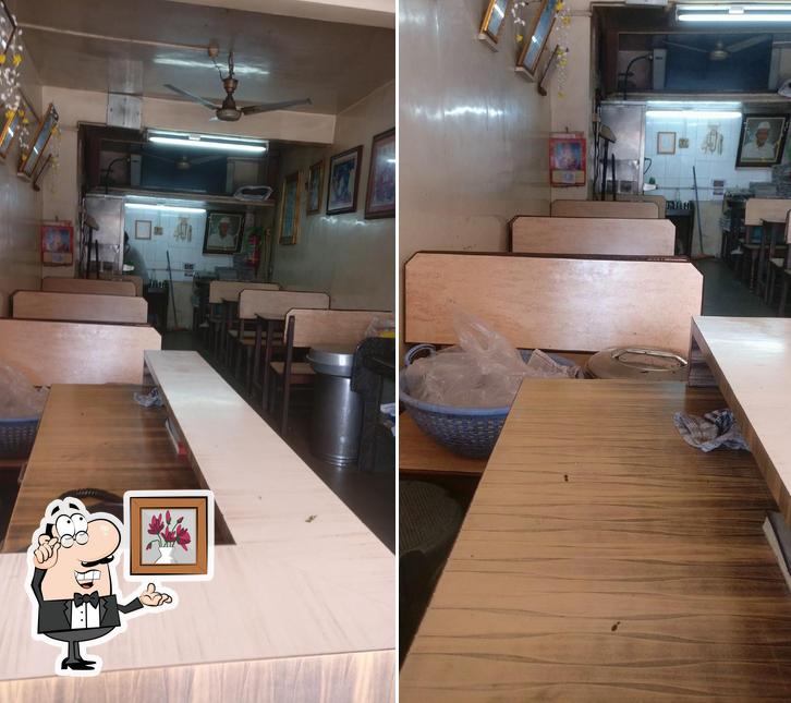 The interior of Jay Jalaram Khaman House