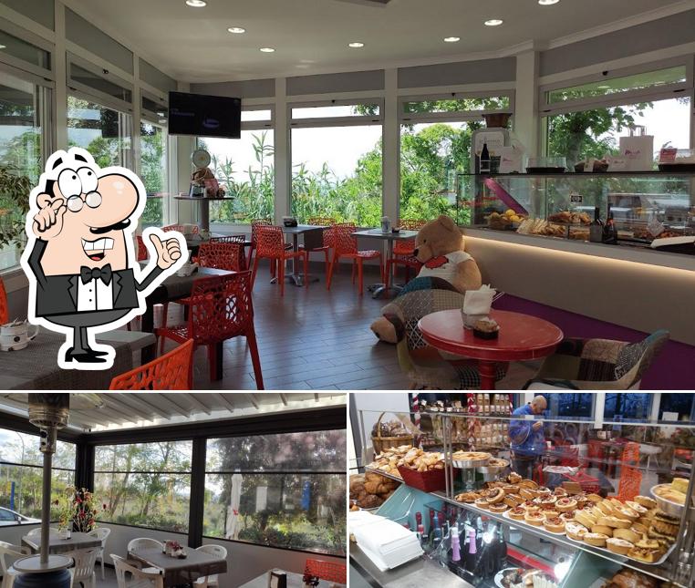 Siediti a un tavolo di Maciste Bar