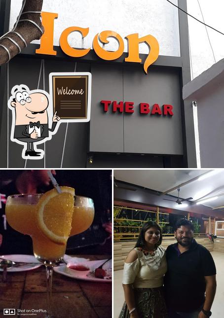 Look at the pic of Icon The Bar