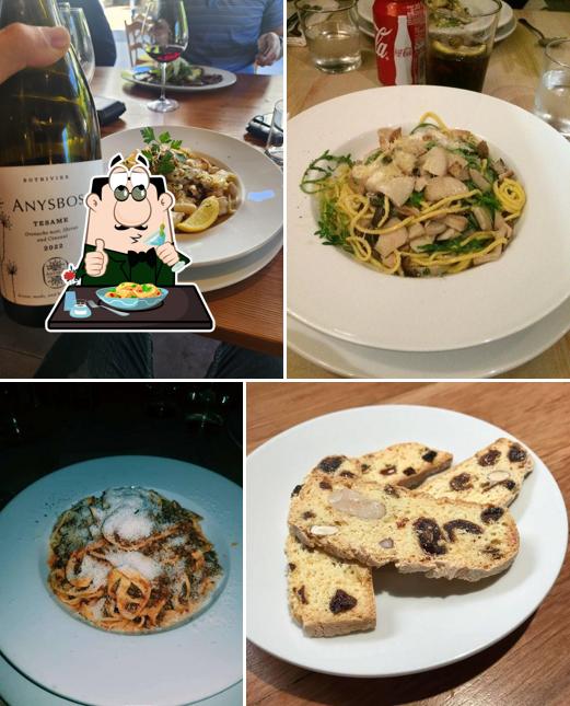 Meals at A Tavola