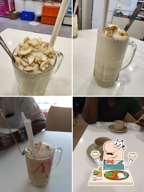 Food at Best Bakers Cheranelloor