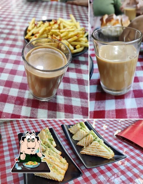 Food at Goodluck Cafe - Wadgaon