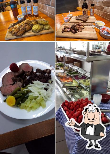 A interior e comida do restaurante