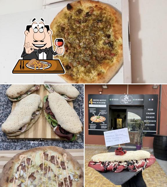 A Pizzeria Trinacria, puoi goderti una bella pizza