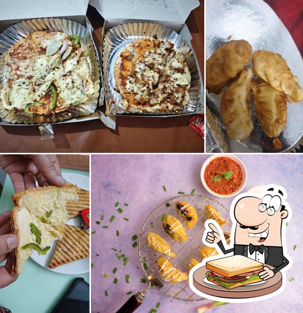 Grilled cheese sandwich at Mad Momos (nibm)